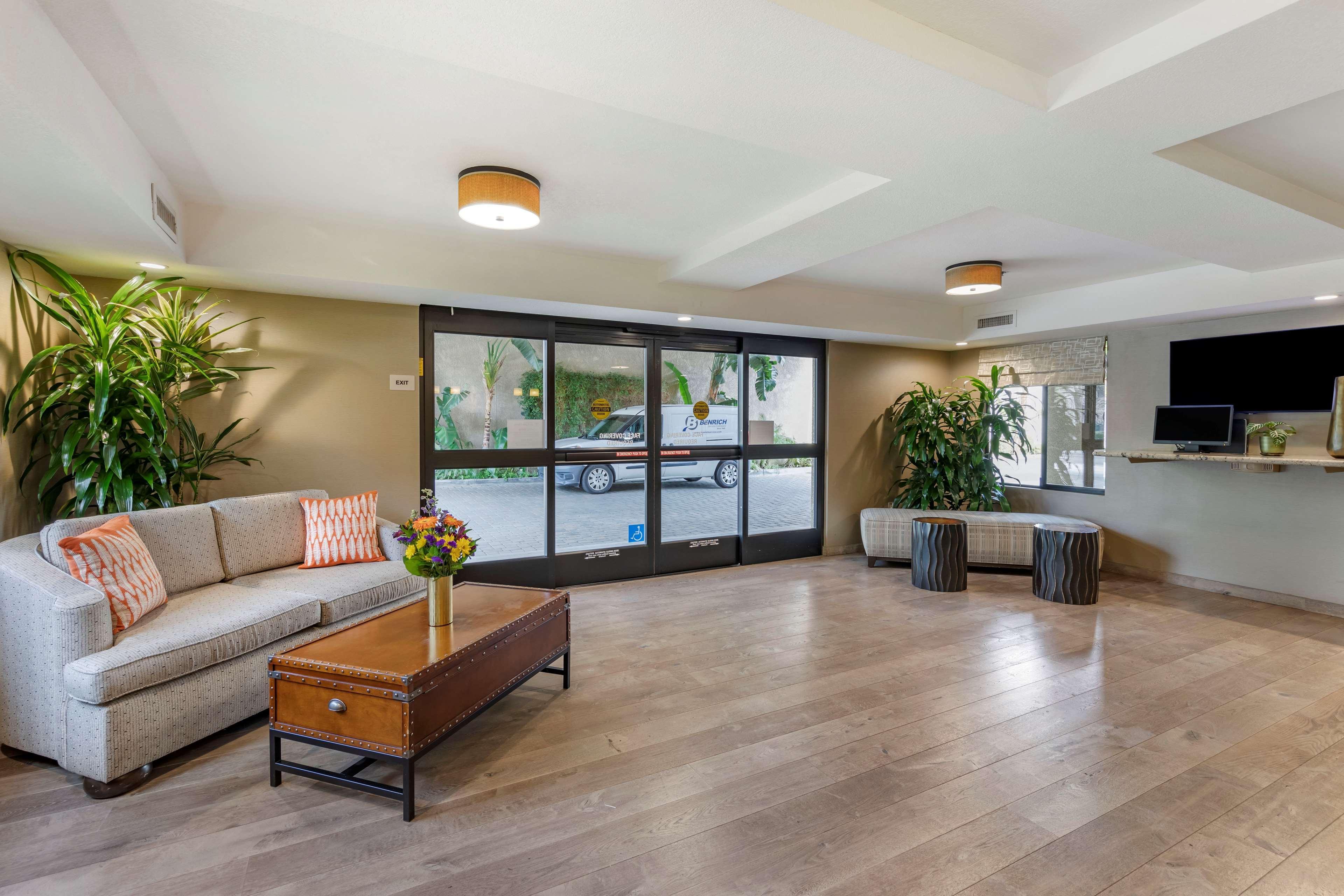Hotel Western 3*